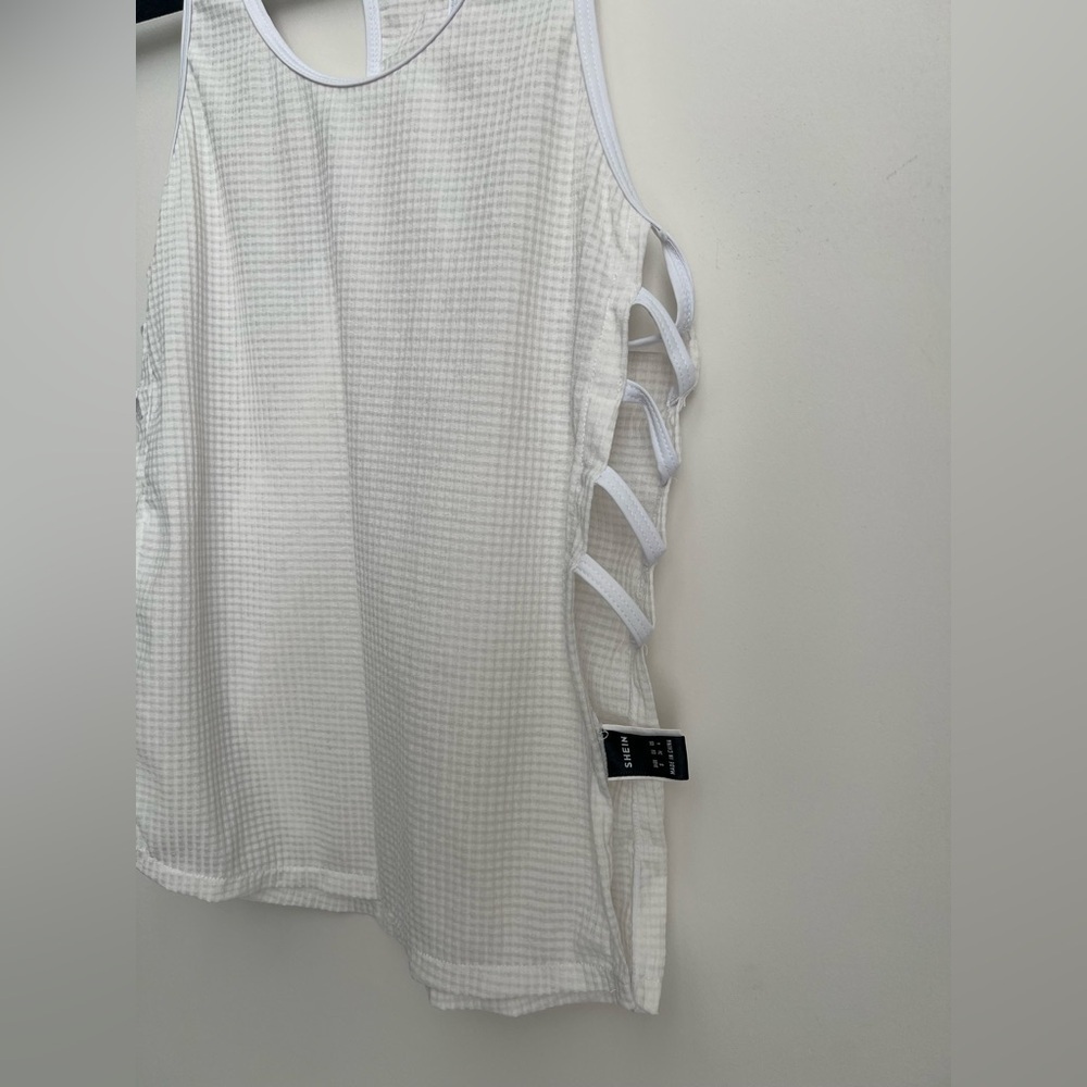SHEIN Stretch Racerback Tank S - Picture 3 of 5